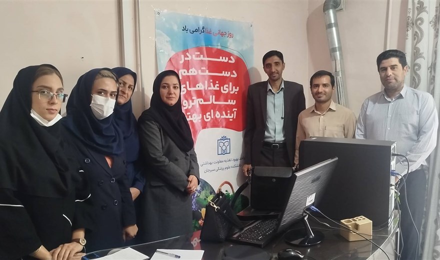 به مناسبت هفته تکریم سالمندان  برگزاری اردوی جهادی در مرکز خدمات جامع سلامت نجف شهر